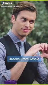 Jessie Brooks's Instagram, Twitter & Facebook