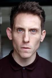 Únos letadla [Hijack] (2023): Obsazení, herci, tvůrci a postavy