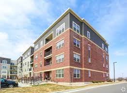Meadow ridge middleton located in middleton, wi offering heated underground parking, washer & dryer in every apartment, granite counter tops and more! Meadow Ridge Middleton Apartments Middleton Wi Apartments Com