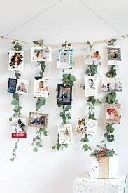 From christmas trees to twinkle lights to beautiful wrapping paper, our experts recommend the best gear for it's worth taking care to organize and store your seasonal decorations—they'll last longer, and you'll have an easier time getting set up next fall. Last Minute Urlaub Ideen Zu Dekorieren Dekorieren Ideen Minute Urlaub Christmas Card Display Wedding Photo Display Display Cards