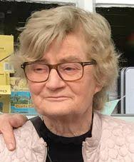 Martina Dooley's Instagram, Twitter & Facebook