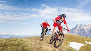 Sie wurden entworfen, um den anforderungen der extremen disziplinen standzuhalten, wie freeride, slopestyle, dirt, straße und sogar bmx. Mountainbike Schuhe Der Grosse Test Mountainbike Magazin De