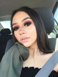 Joyce Bellew's Instagram, Twitter & Facebook