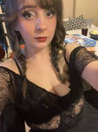 Celine Barnett's Instagram, Twitter & Facebook