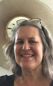 Sharon Wozniak's Instagram, Twitter & Facebook