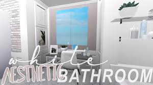 Bloxburg blush barbie bathroom idea!! White Aesthetic Bathroom Bloxburg Youtube