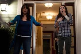 It received mixed reviews from critics, although many noted it as an. Scream 4 Tv Spot