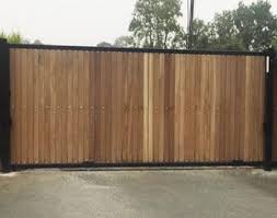 Metal and wood combined gates. Dun Na Ri Killeen Engineering
