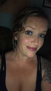 💋💋We are just a bunch of LipSense girls! 💋💋