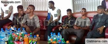 Being one of the highest paid nigerian footballers, kelechi iheanacho leads a lavish. Kelechi Iheanacho Visits Imo State Government House Photos Sports Nigeria