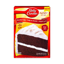 19 random and delightful things you can make with boxed cake mix. Buy Betty Crocker Chocolate Fudge Cake Mix 360gm Online Shop Food Cupboard On Carrefour Egypt