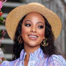 Youtuber mihlali ndamase was recently falsely accused of donning a fake chanel bag. Mihlali Ndamase Birthday Real Name Age Weight Height Family Contact Details Boyfriend S Bio More Notednames
