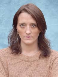 Delete if not allowed. For those who are looking to shoot in the style of  Old Hollywood glam, I recommend Paolo Ciccone :)) He also does headshots ;)