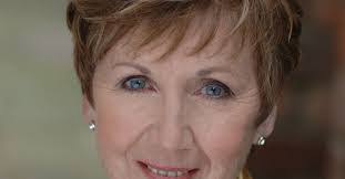 Hilda Fenton's Instagram, Twitter & Facebook