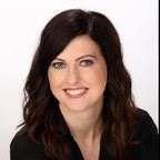 Lisa Eischen's Instagram, Twitter & Facebook