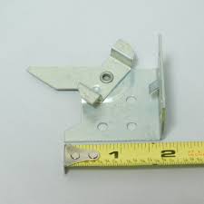 The process isn't as difficult as it might sound. Del Mar Thumb Lock Bracket Del Mar Repair Parts Blindparts Com