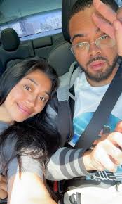 Minerva (@minnieportable)