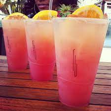 It goes down easy and tastes decent with pretty much anything—which can too often result in ordering another vodka tonic. I Pinimg Com Originals Da 5f 59 Da5f59b85373df9