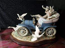 Lladro Car In Trouble 695 1500 Mint With Coa Etsy Lladro Car Ins Rare Antique