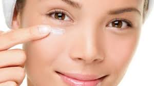 Guzellik Panosundaki Pin