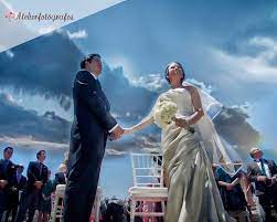 El sector de las bodas se reactiva la temporada se estirará hasta casi el invierno, mientras que las ceremonias no se encarecerán este año, aunque los. Fotografo De Bodas Y Comuniones En Malaga Atelier Fotografos