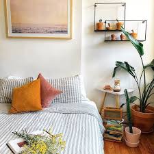Malibu Meet Brooklyn We Re Sitting Here Teary Eyed Over How Perfectly Theplaceiwastellingyouabout Styled Our N Home Bedroom Room Inspiration Apartment Decor