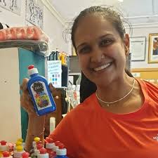 marigold_marvelz kids craft owner Agraja absolutely loves our JAGA Kids  Paint!! We are so thrilled with her feed back 😃 All our JAGA Artist Paints  and Mediums are Proudly Made in Zambia