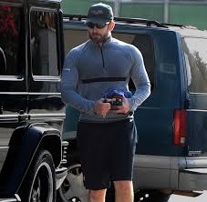 American sniper è un film del 2014 diretto da clint eastwood, basato sull'omonima autobiografia di chris kyle. American Sniper Workout T Nation