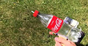 The easiest water gun ever in existence. How To Make Water Gun From Coca Cola Bottle