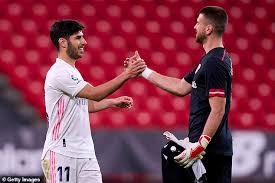 Bara några minuter senare var det dags för. How Does Spain S Likely Starting Line Up At The Euros Compare To Luis Enrique S Ditched Xi Daily Mail Online