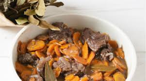Decouvrez Notre Recette De Joue De Bœuf Aux Carottes Realisee Au Cook Expert De Magimix Boeuf Carotte Joue De Boeuf Recette Boeuf