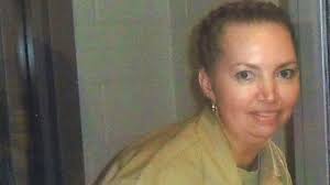 200 miles away, bobbie jo stinnett had been murdered, with her stomach gutted open. Lisa Montgomery Only Woman On Us Federal Death Row To Face Execution Bbc News