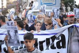 Así fue la marcha para reclamar justicia por Sandra Constante, la joven que  atropelló y mató un patrullero