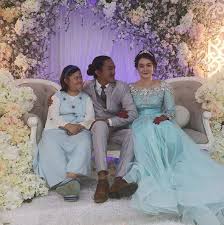 Encik suami mat salih celup adalah sebuah drama bersiri melayu yang mula ditayangkan di tv3 melalui slot dahlia bermula 25 jun 2017. Sering Diejek Kerana Slang Bila Bertutur Daler Yusuf Takpatah Semangat Cakap Melayu Media Hiburan