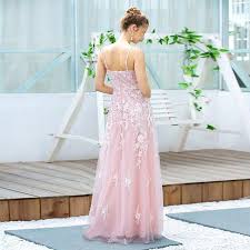 Plongez dans l'univers de la douceur et du romantisme à travers notre collection de robes de soirée rose. Robe De Soiree Rose Princesse Princesse Parfaite