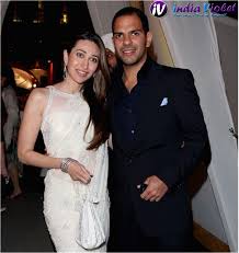 Karishma Kapoor S Husband To Marry Priya Sachdev India Violet Karisma Kapoor Celebrity Divorce Formal