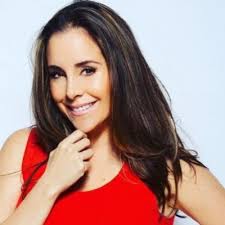 Amaya Serrano's Instagram, Twitter & Facebook