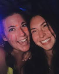 Chloe Britton (@chloe.renee18) • Instagram photos and videos