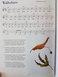 Waldschatze Kita Kindergarten Erzieher Lied Kinderlied Singen Noten Gitarrenakkorde Wald Herbs Vorschullieder Kinder Lied Begrussungslied Kindergarten