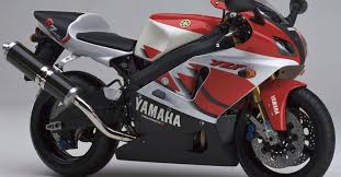 See full list on caranddriver.com Yamaha R7 Der Verkleidete Goldesel Moto Ch