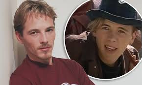 Australian actor dieter brummer, best known for his role as shane parrish on tv soap home and away between 1992 and 1996, has died aged 45. Where Is Home And Away Star Dieter Brummer Now Daily Mail Online