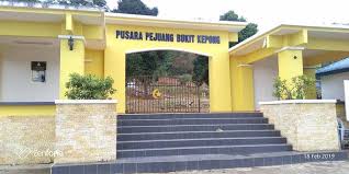 Serangan terhadap balai polis bukit kepong telah dilakukan pada awal pagi. This Is Ampang Pusara Pejuang Bukit Kepong Al Fatihah Facebook