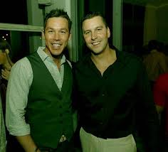 His parents are named diane marlys krueger and richard harold bromstad. David Bromstad Net Worth 2019 David Bromstad Is Gay Meet His Partner Boyfriend Realitystarfacts