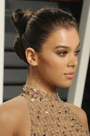It can be created in. 50 Easy Updo Hairstyles For Formal Events Elegant Updos To Try For 2021