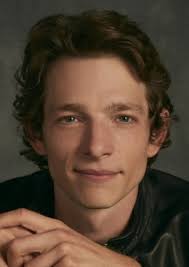 Fan Casting Mike Faist as Peter Gillespie in Life is Strange: Before the  Storm
