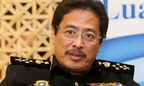 Jelas mohamad arshad, seseorang yang mengancam untuk menimbulkan kerugian temporal kepada. Patuhi Akta Kesalahan Pilihan Raya 1954