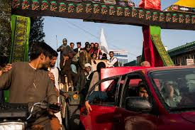 Si les usa quitte l'afghanistan et près la chute de kaboul le pays n'aura le choix qu'entre la guerre civile ou la soumission a un grand voisin. Afghanistan Vingt Ans Apres Leur Chute Les Talibans Reprennent Kaboul Sans Combat