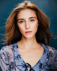 Mitzi Hale's Instagram, Twitter & Facebook