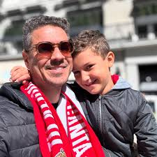 Há momentos em que é necessário pausar. Não para parar de evoluir, mas para  oxigenar a mente, recuperar a clareza e se reconectar com aquilo que  realmente importa: a família. Em meio