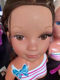 Nancy bustos para Peinar 2 unidades de segunda mano por 55 EUR en  Guadalajara en WALLAPOP